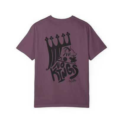 NO KINGS Unisex Garment-Dyed Graphic Tee, Cool Casual Shirt, Streetwear Fashion, Unique Gift for Him or Her, Summer Wear, No Kings Design