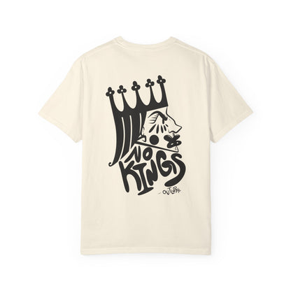 NO KINGS Unisex Garment-Dyed Graphic Tee, Cool Casual Shirt, Streetwear Fashion, Unique Gift for Him or Her, Summer Wear, No Kings Design